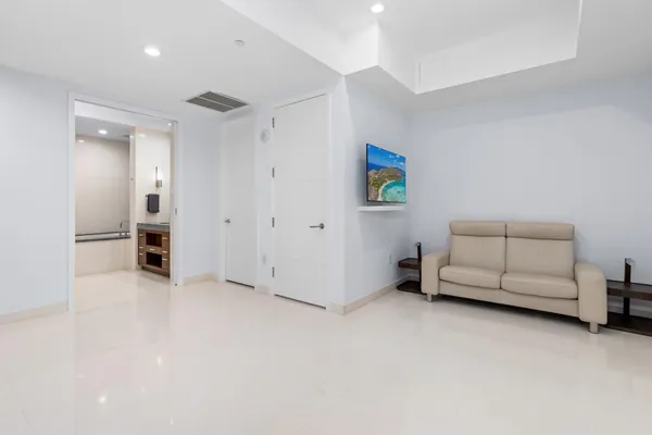 $35,000 | 1000 South Ocean Boulevard, Unit 110, Boca Raton, FL 33432