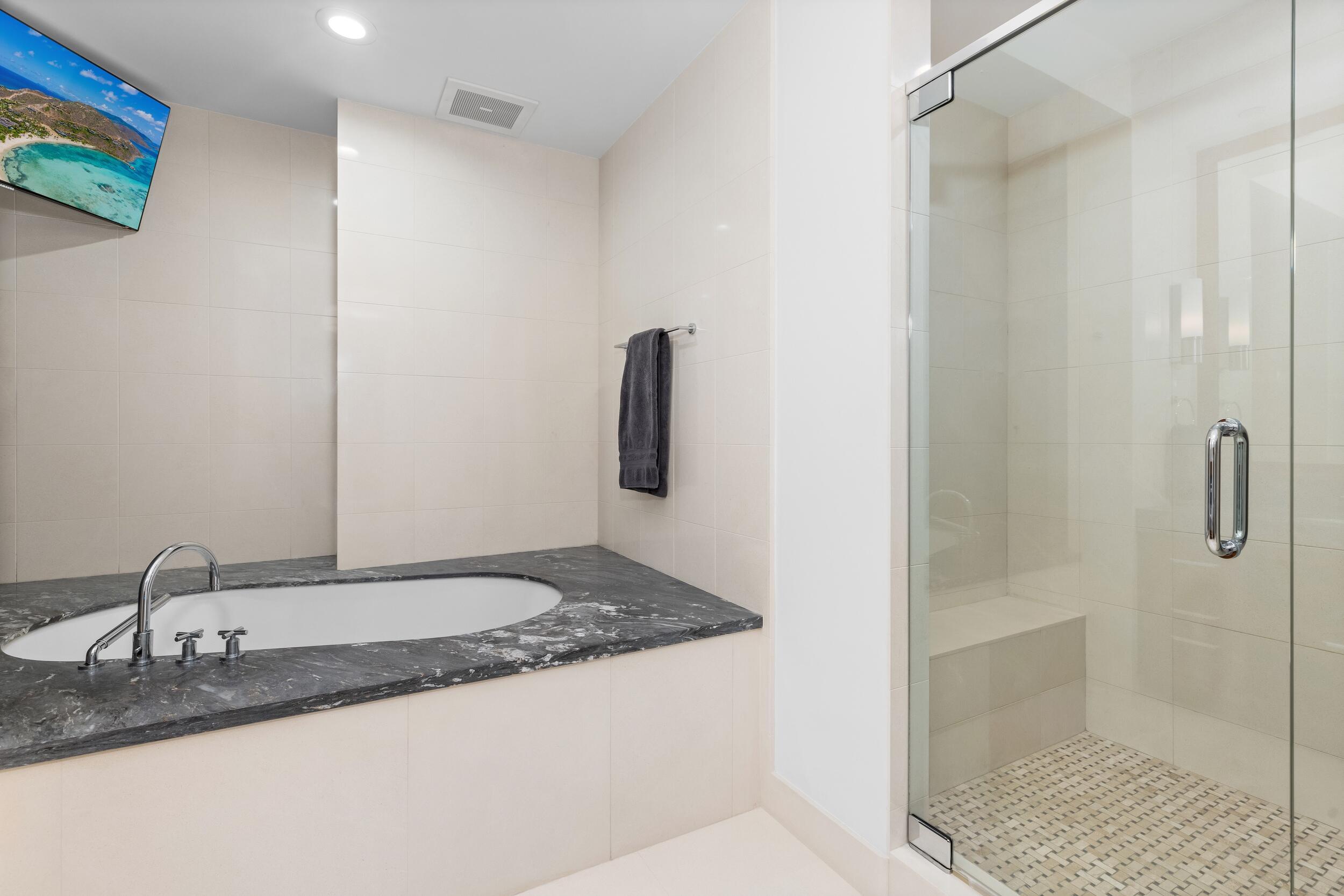 1000 South Ocean Boulevard, Unit 110 Boca Raton, FL 33432 - Photo 48 of 61 Bath