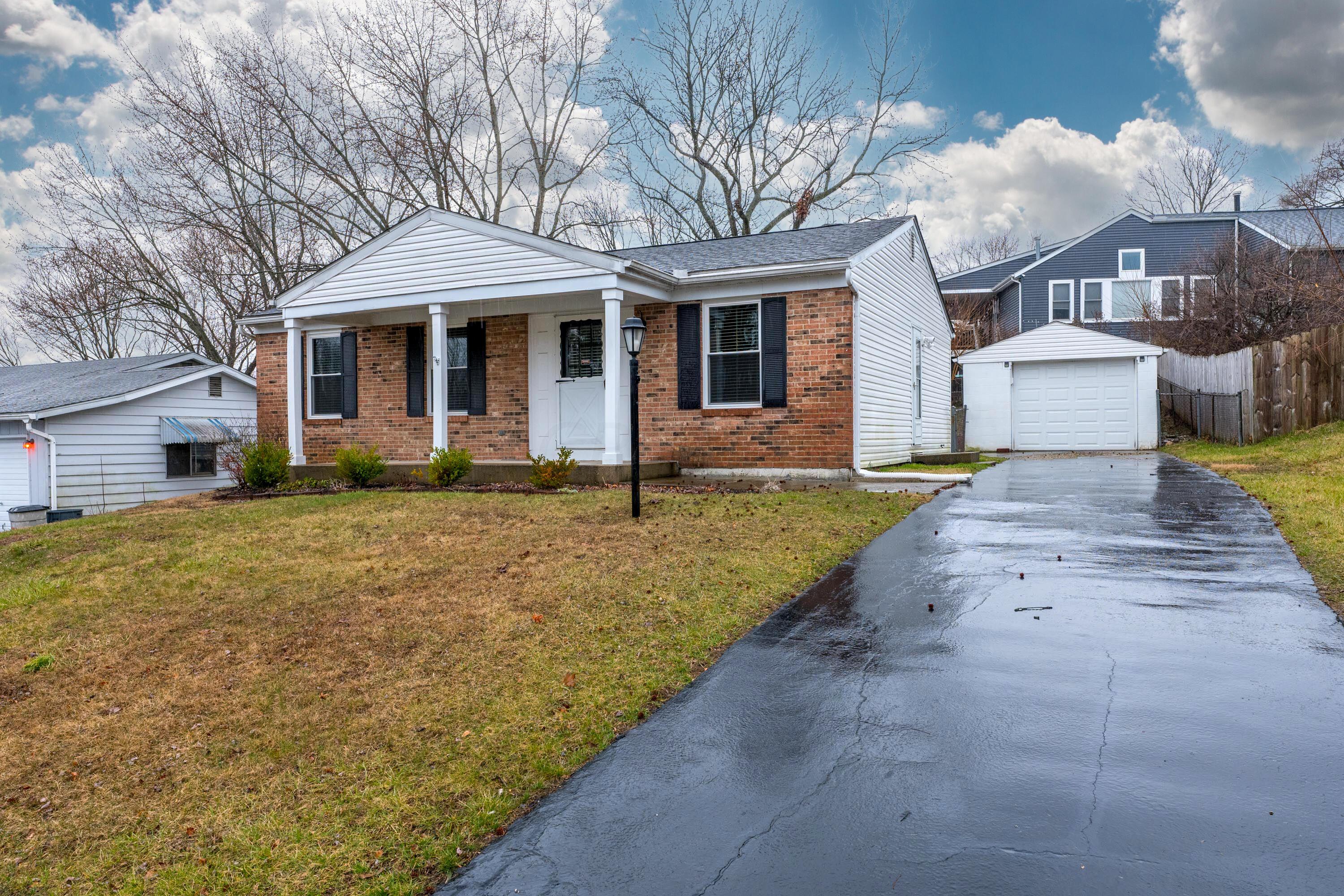 1557 Fall Brook Road Columbus, OH 43223 - Photo 1 of 42 001P1762468-edit