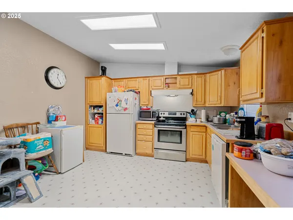 $449,500 | 1675 Northwest 11th Street, Hermiston, OR 97838