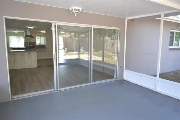 a view of backyard with large space