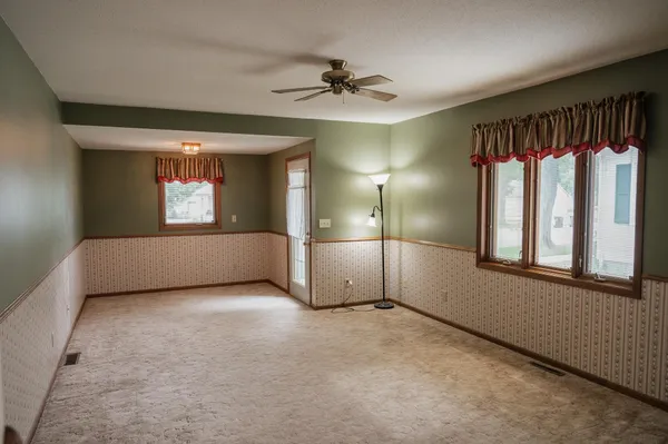 $169,000 | 223 West 10th Street, Fairmont, MN 56031