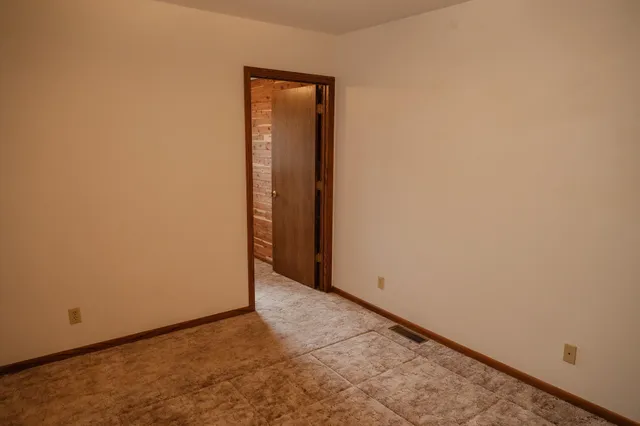 $169,000 | 223 West 10th Street, Fairmont, MN 56031