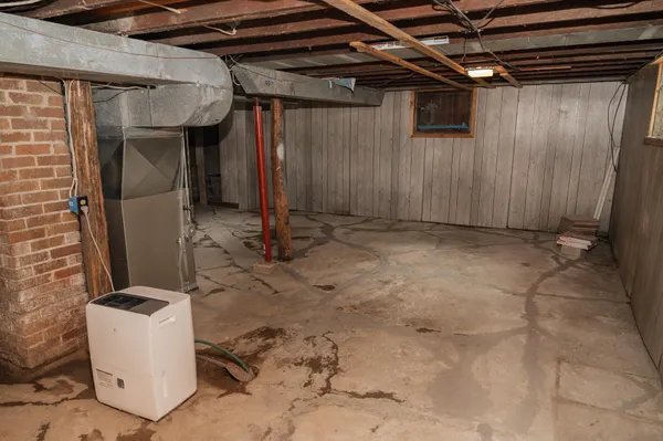 $169,000 | 223 West 10th Street, Fairmont, MN 56031