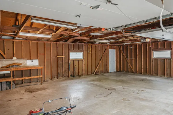 $169,000 | 223 West 10th Street, Fairmont, MN 56031