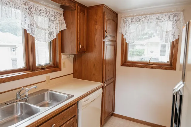 $169,000 | 223 West 10th Street, Fairmont, MN 56031