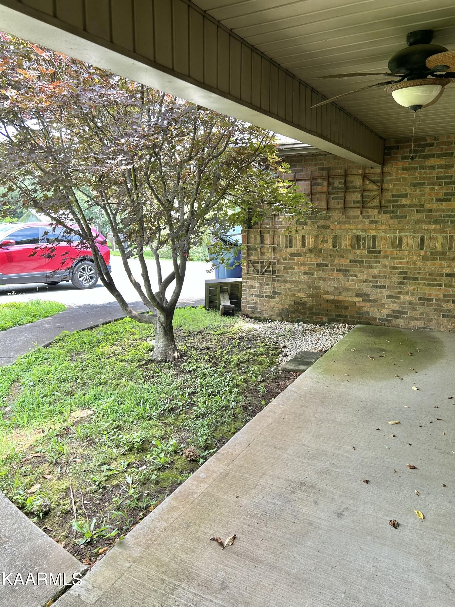 2309 Big Springs Road Maryville, TN 37801 - Photo 3 of 19 a picture of a yard