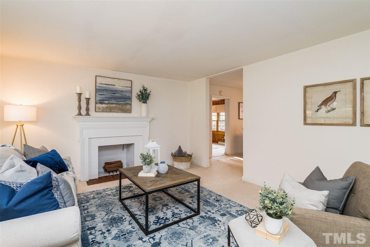 3104 Plantation Road Raleigh, NC 27609 - Photo 7 of 25