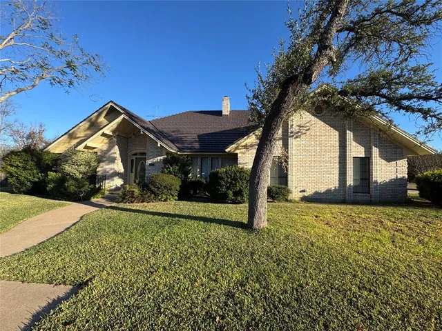 $499,900 | 2510 Oak Ridge, Clifton, TX 76634