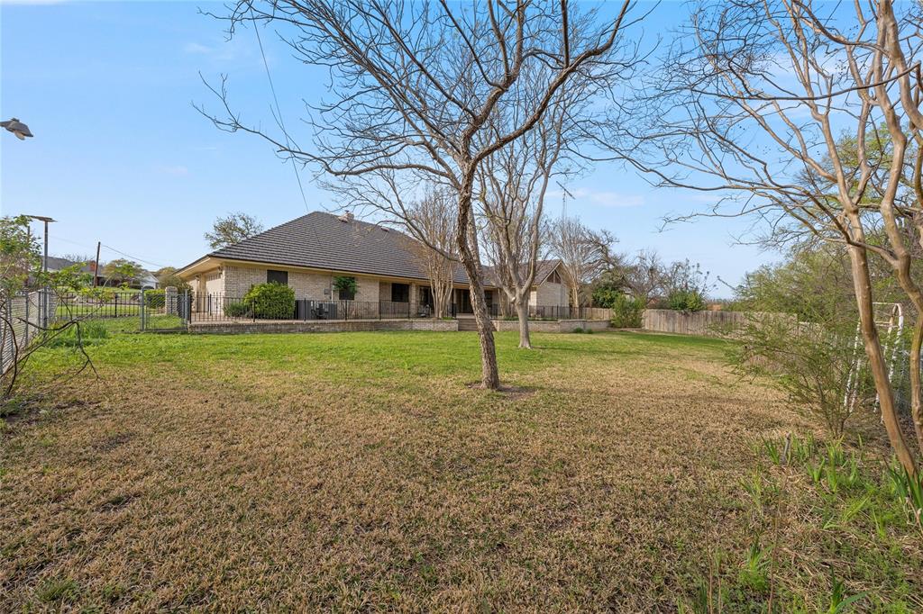 2510 Oak Ridge Clifton, TX 76634 - Photo 24 of 26 a view of a house with a yard