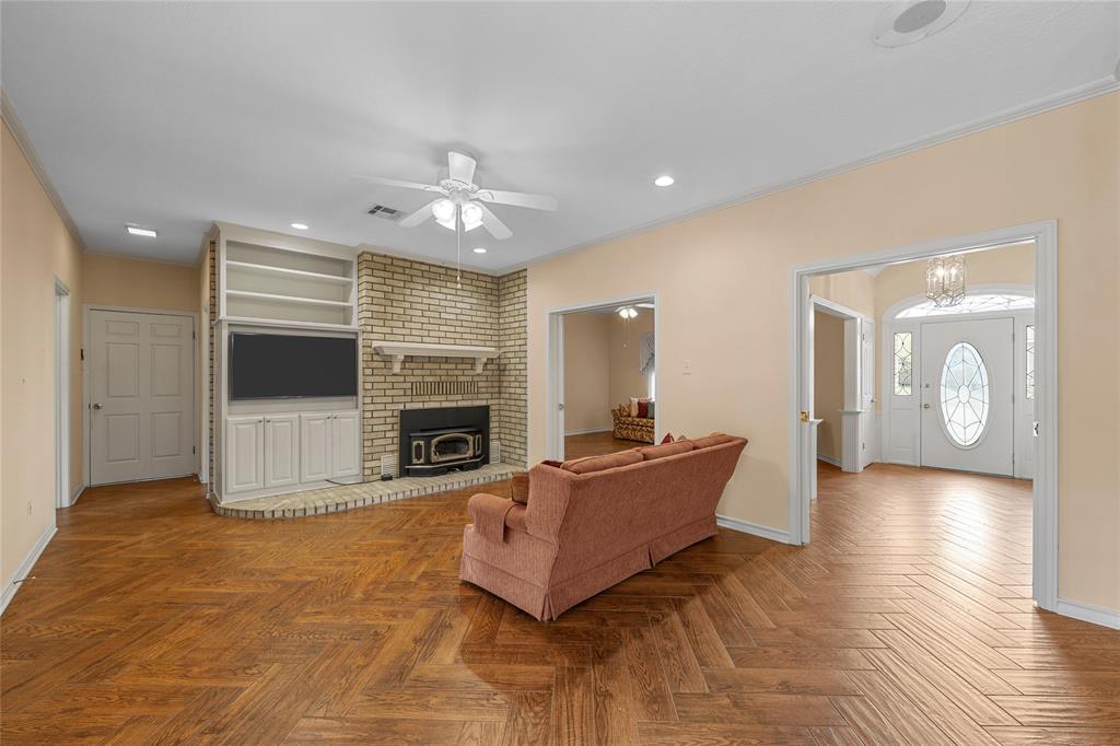 2510 Oak Ridge Clifton, TX 76634 - Photo 4 of 26 a living room with furniture and a fireplace