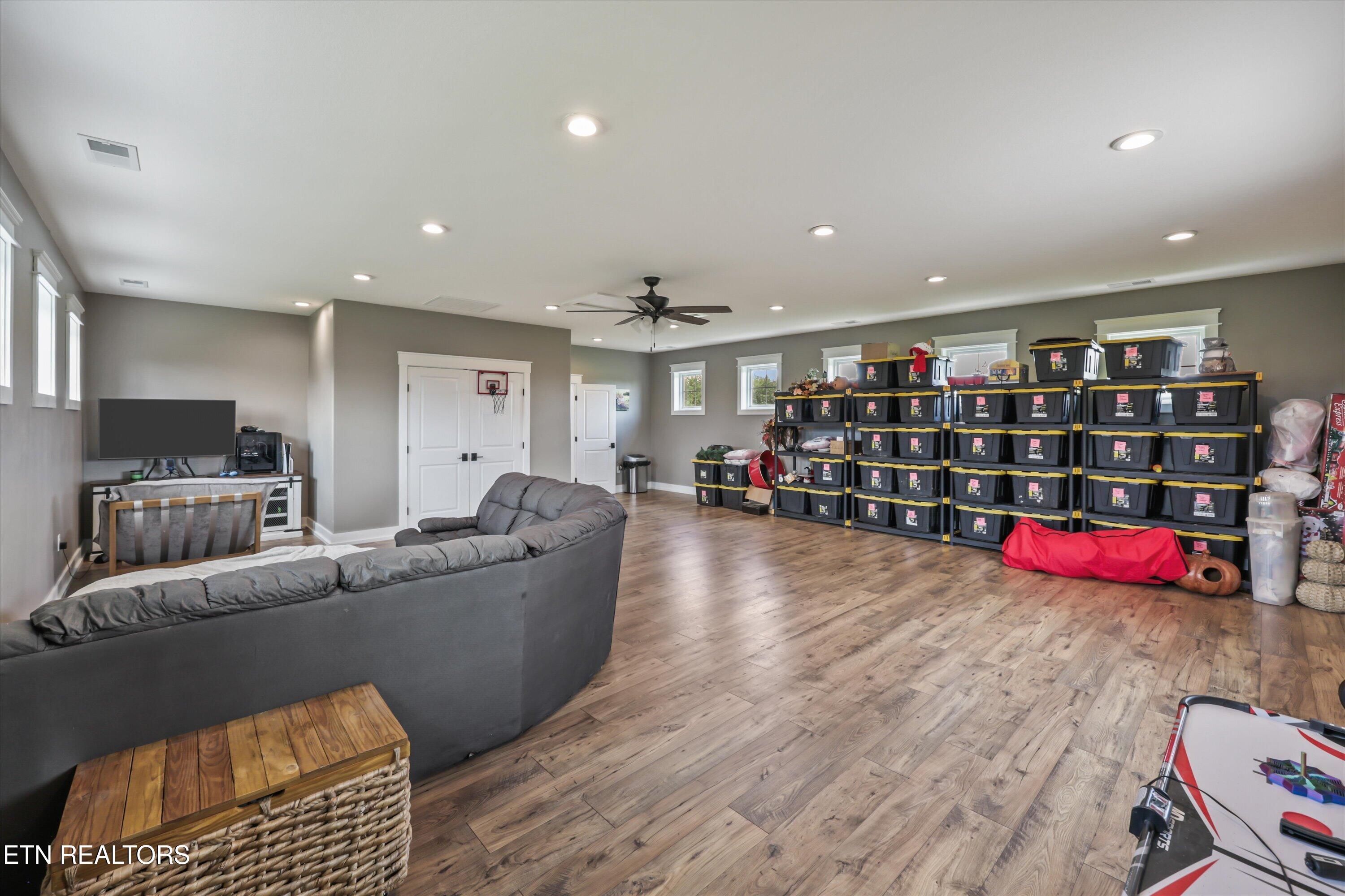 240 John Nitzscheke Road Sunbright, TN 37872 - Photo 44 of 60 44-240 John Nitzscheke Rd 69