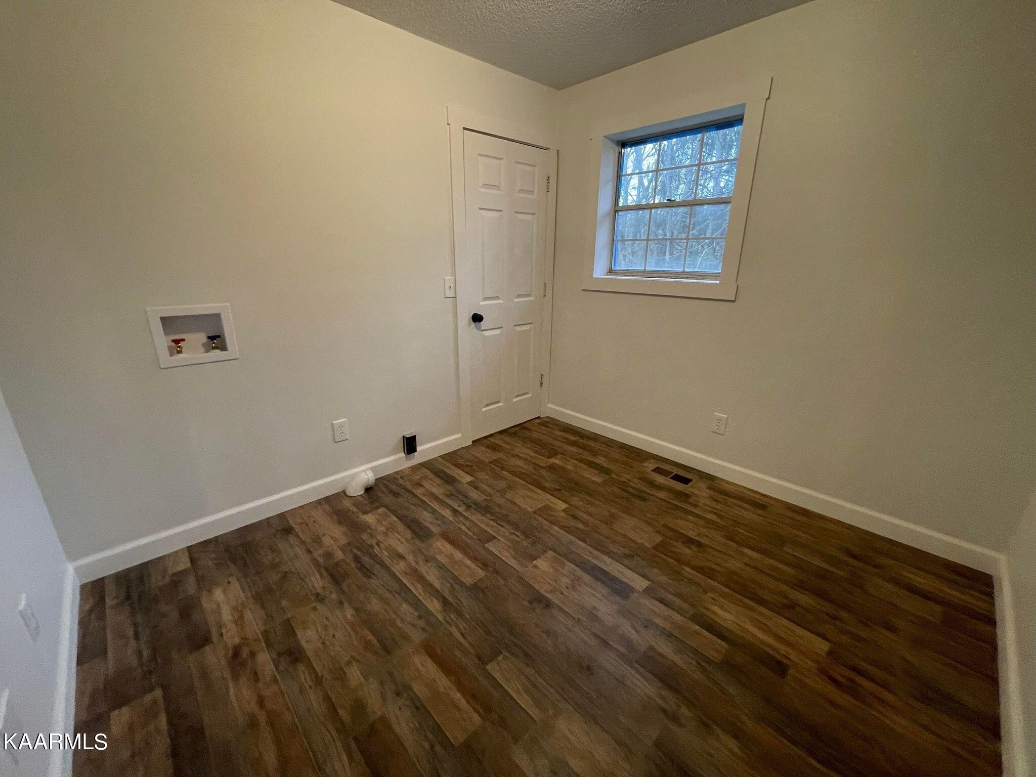 1332 Hamilton Field Road Jamestown, TN 38556 - Photo 33 of 46 Gallery Image 33