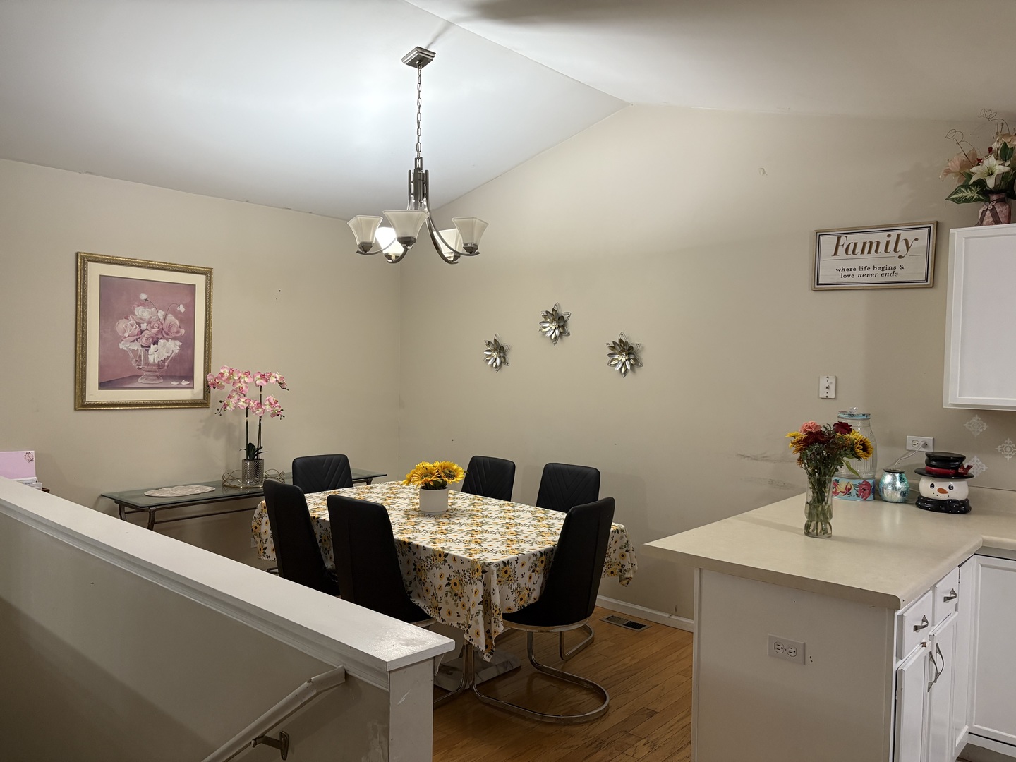 561 Sandy Court Harvard, IL 60033 - Photo 6 of 14 a view of a dining room with a table and chairs