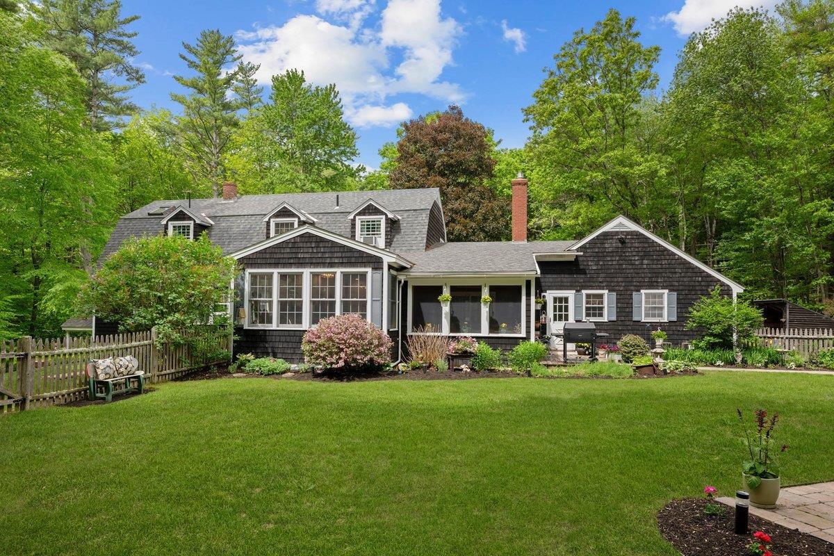322 Dodge Hill Road Henniker, NH 03242 - Photo 47 of 54