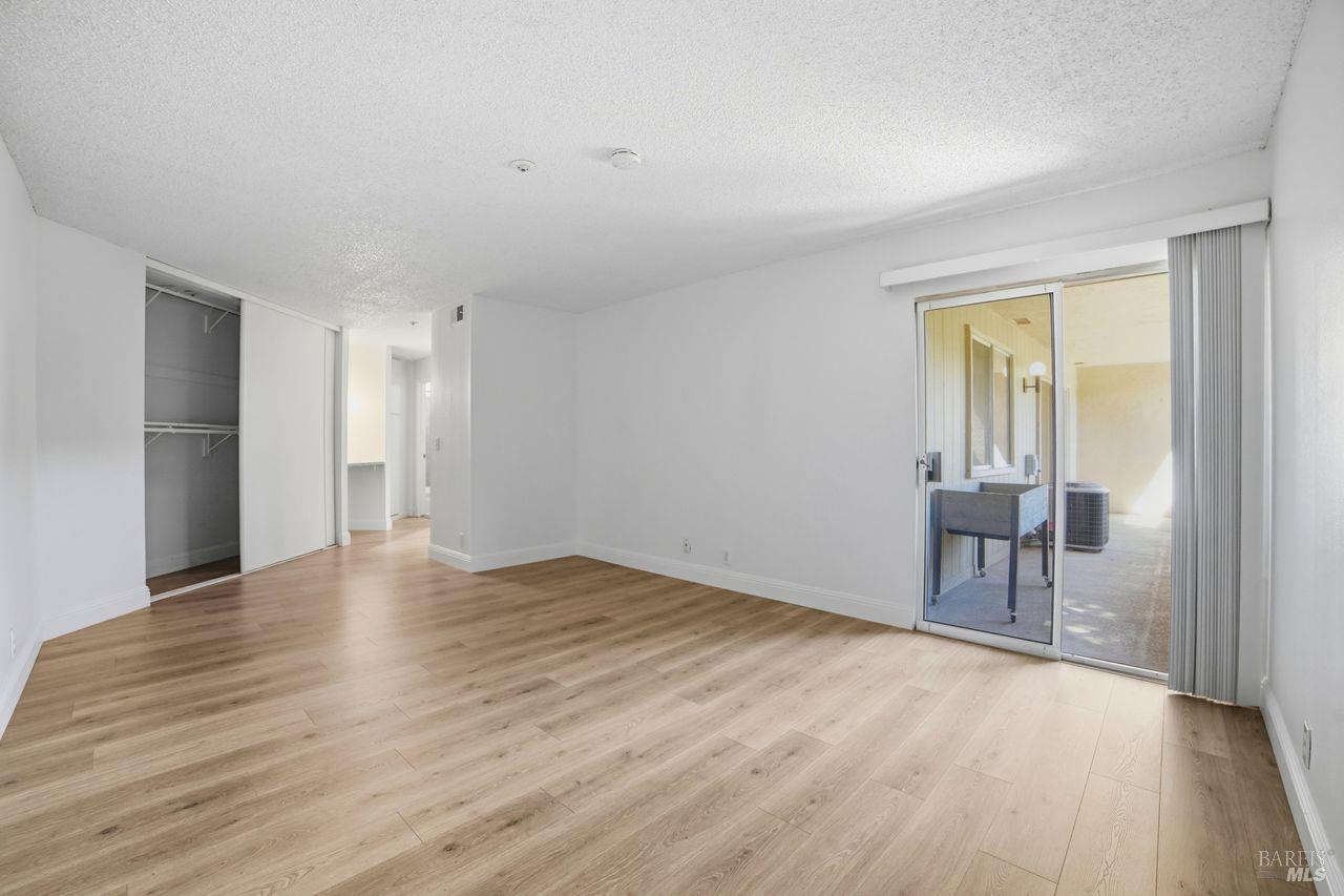 1370 Townview Avenue, Unit 202 Santa Rosa, CA 95405 - Photo 21 of 40