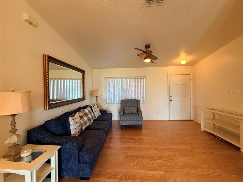 6159 Southwest 98th Loop Ocala, FL 34476 - Photo 4 of 24