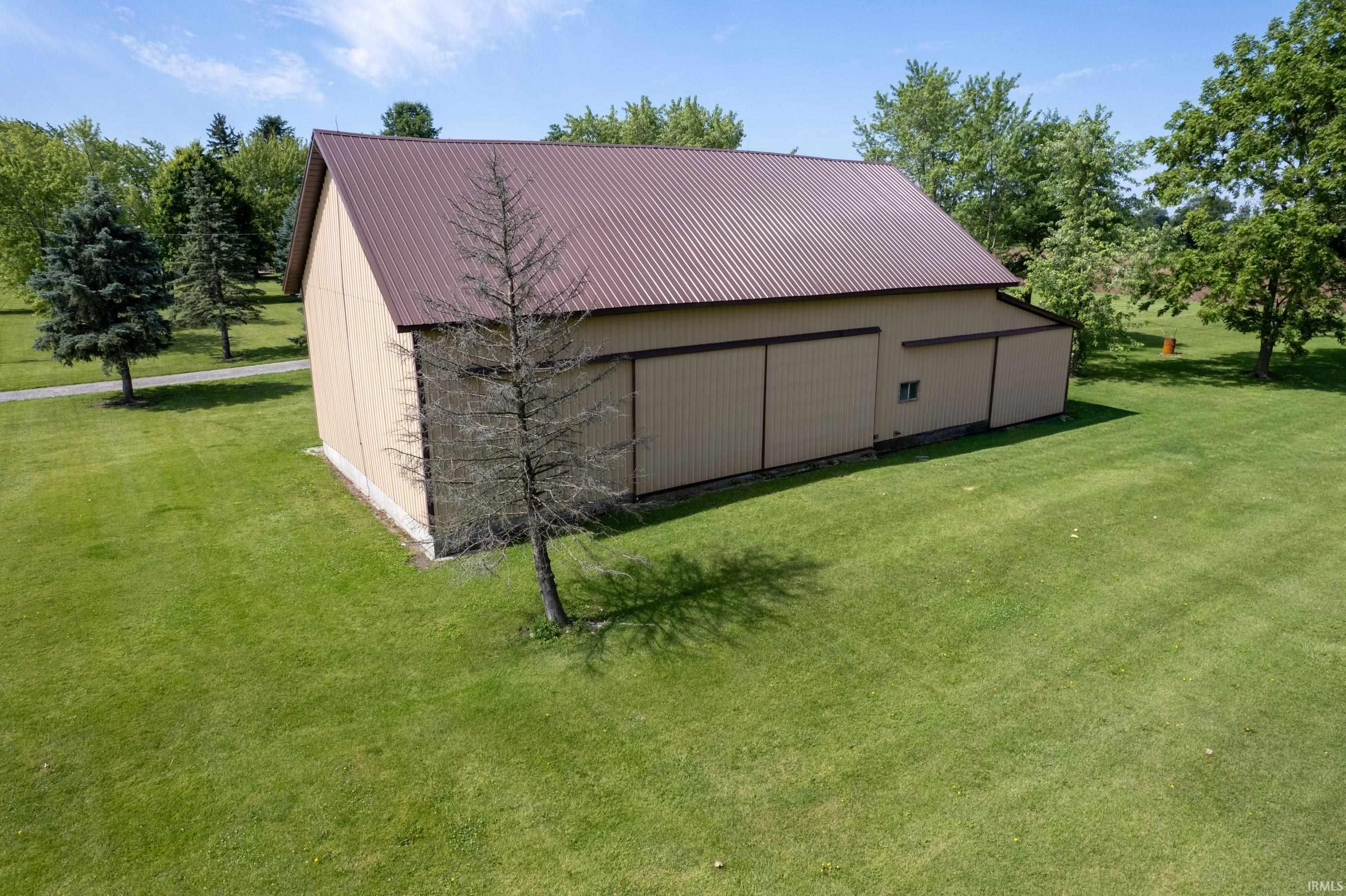 15320 Minnich Road Hoagland, IN 46745 - Photo 5 of 50