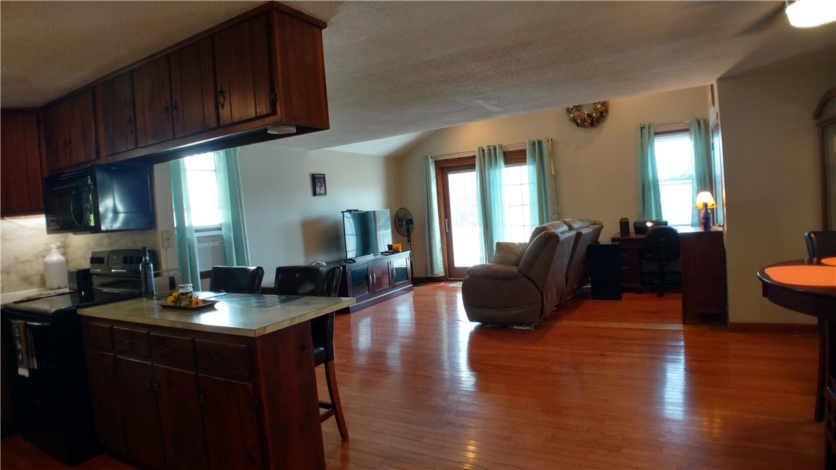 3 Virginia Street Warren, RI 02885 - Photo 14 of 28