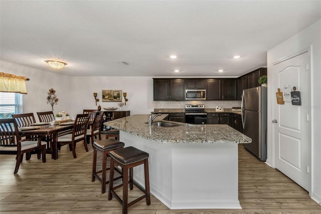 8635 Pinetop Ridge Lane Brooksville, FL 34613 - Photo 11 of 98