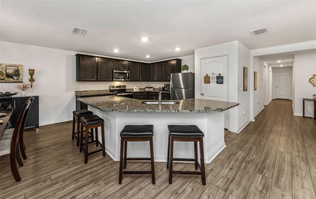 8635 Pinetop Ridge Lane Brooksville, FL 34613 - Photo 12 of 98