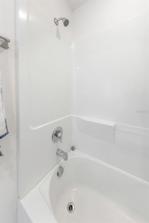 8635 Pinetop Ridge Lane Brooksville, FL 34613 - Photo 37 of 98