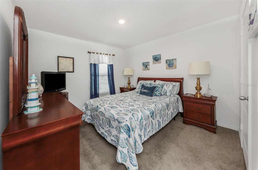 8635 Pinetop Ridge Lane Brooksville, FL 34613 - Photo 38 of 98