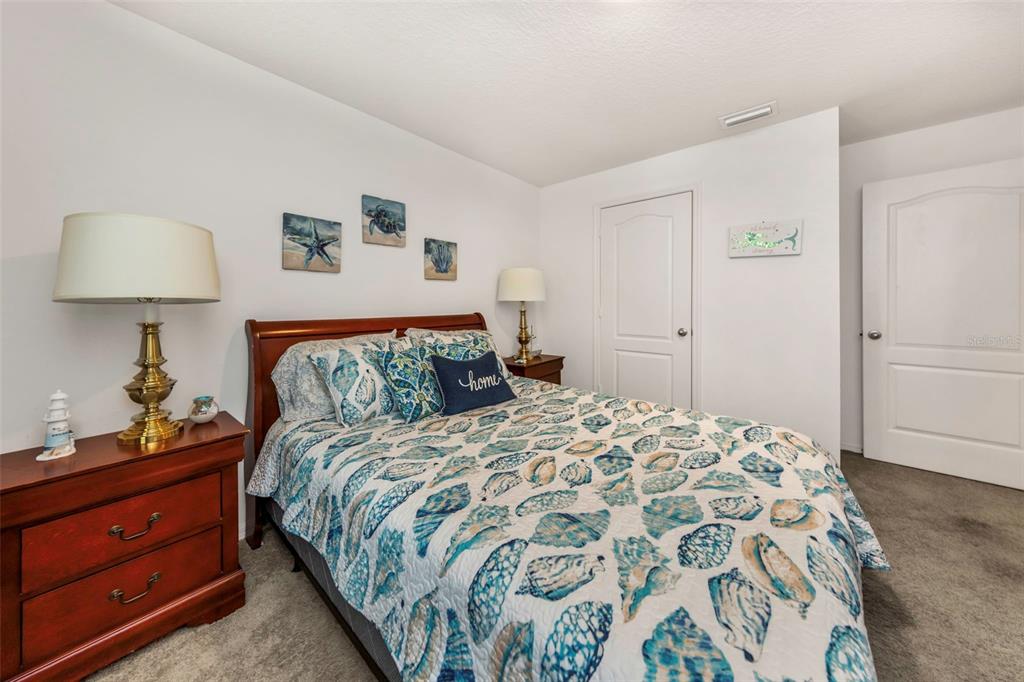 8635 Pinetop Ridge Lane Brooksville, FL 34613 - Photo 39 of 98