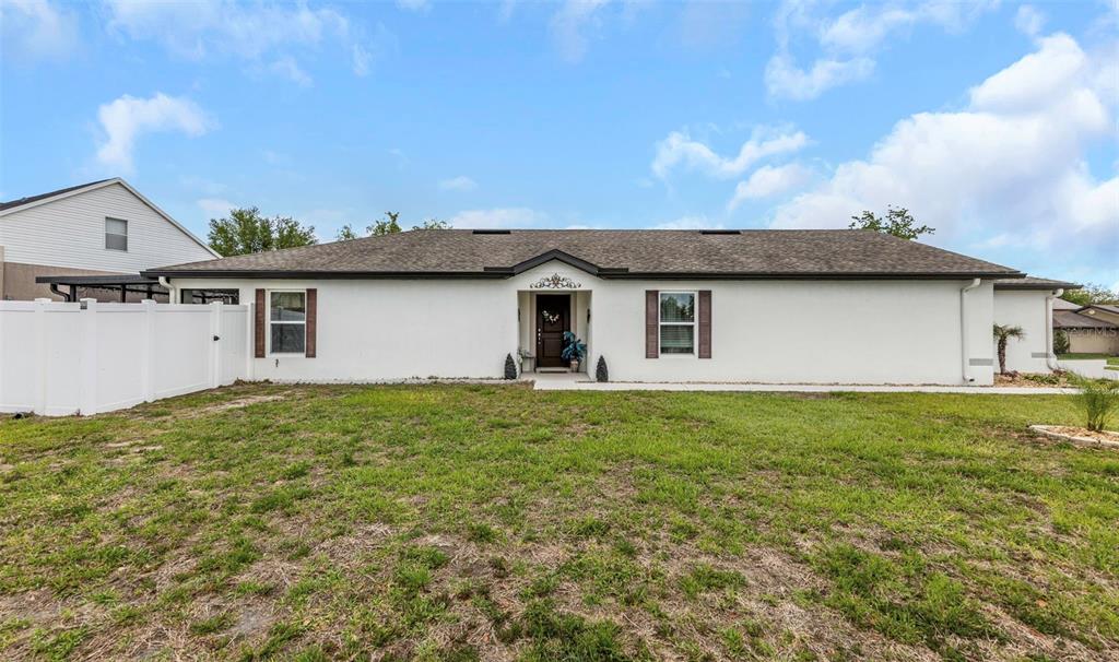 8635 Pinetop Ridge Lane Brooksville, FL 34613 - Photo 53 of 98