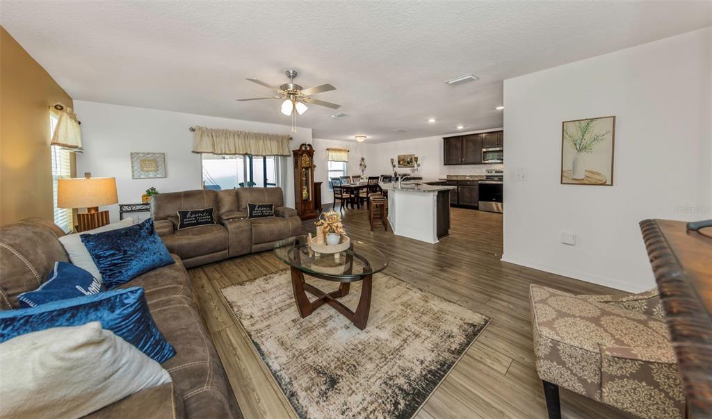 8635 Pinetop Ridge Lane Brooksville, FL 34613 - Photo 7 of 98