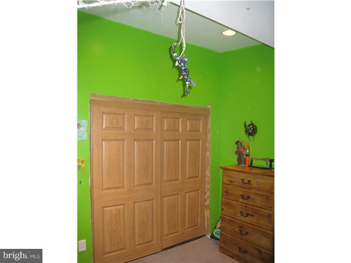 544 Estate Road Maple Shade, NJ 08052 - Photo 14 of 15 Bedroom 3