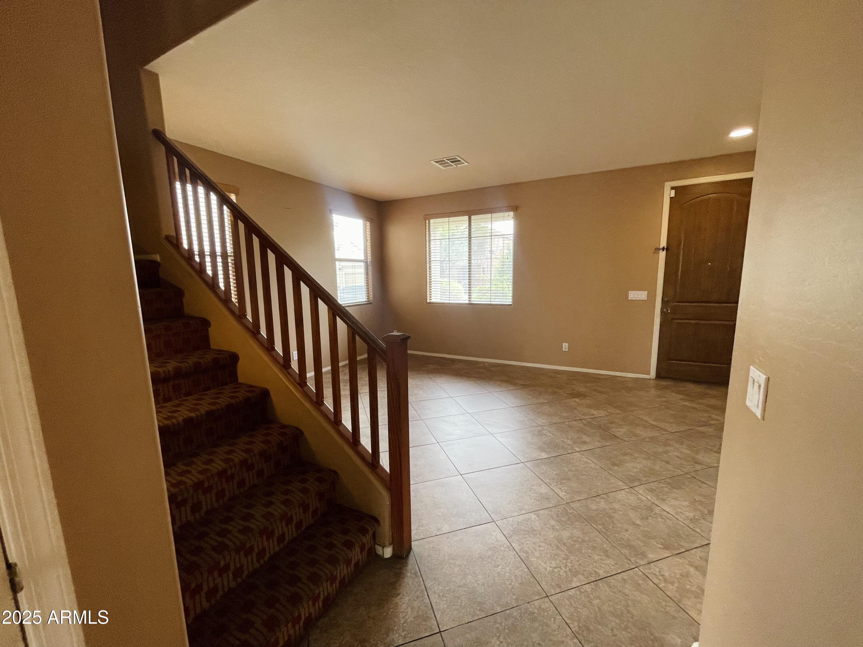 9408 West Payson Road Tolleson, AZ 85353 - Photo 4 of 19 BEBD85D9-7B92-4D3A-8852-E86E1247A623