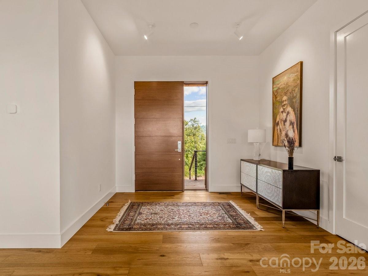 98 Running Ridge Road Asheville, NC 28804 - Photo 8 of 41 Gallery Image 8