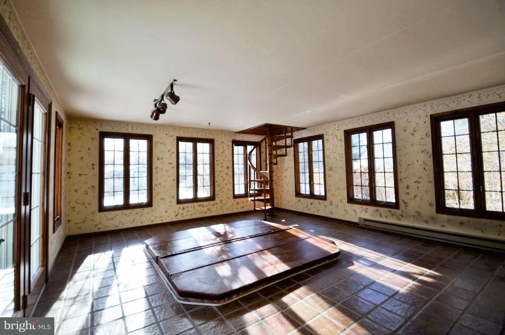 3230 Randy Road Lancaster, PA 17601 - Photo 16 of 19 Gallery Image 16