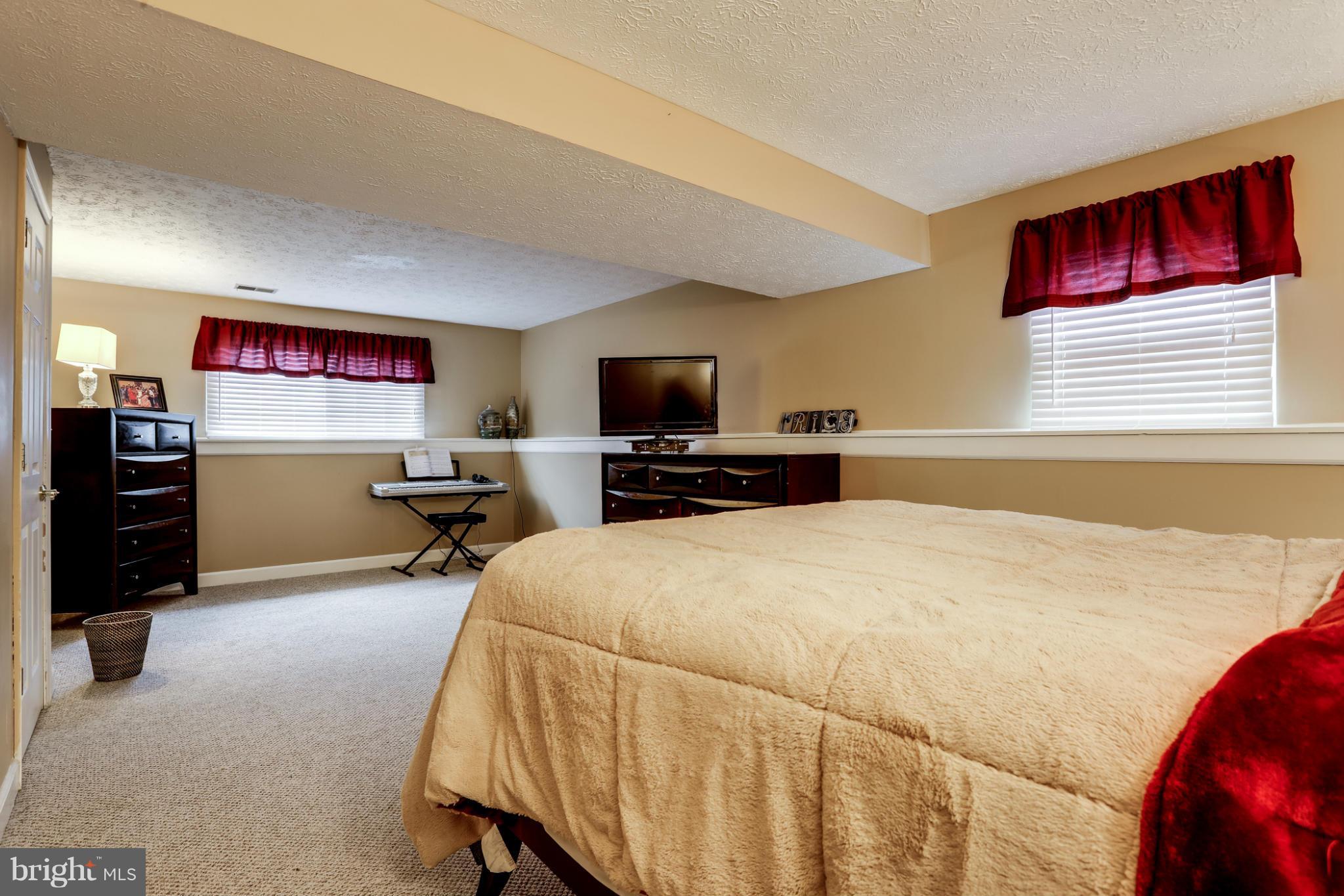 9340 Northgate Road Laurel, MD 20723 - Photo 20 of 30 LL Bedroom (Master)