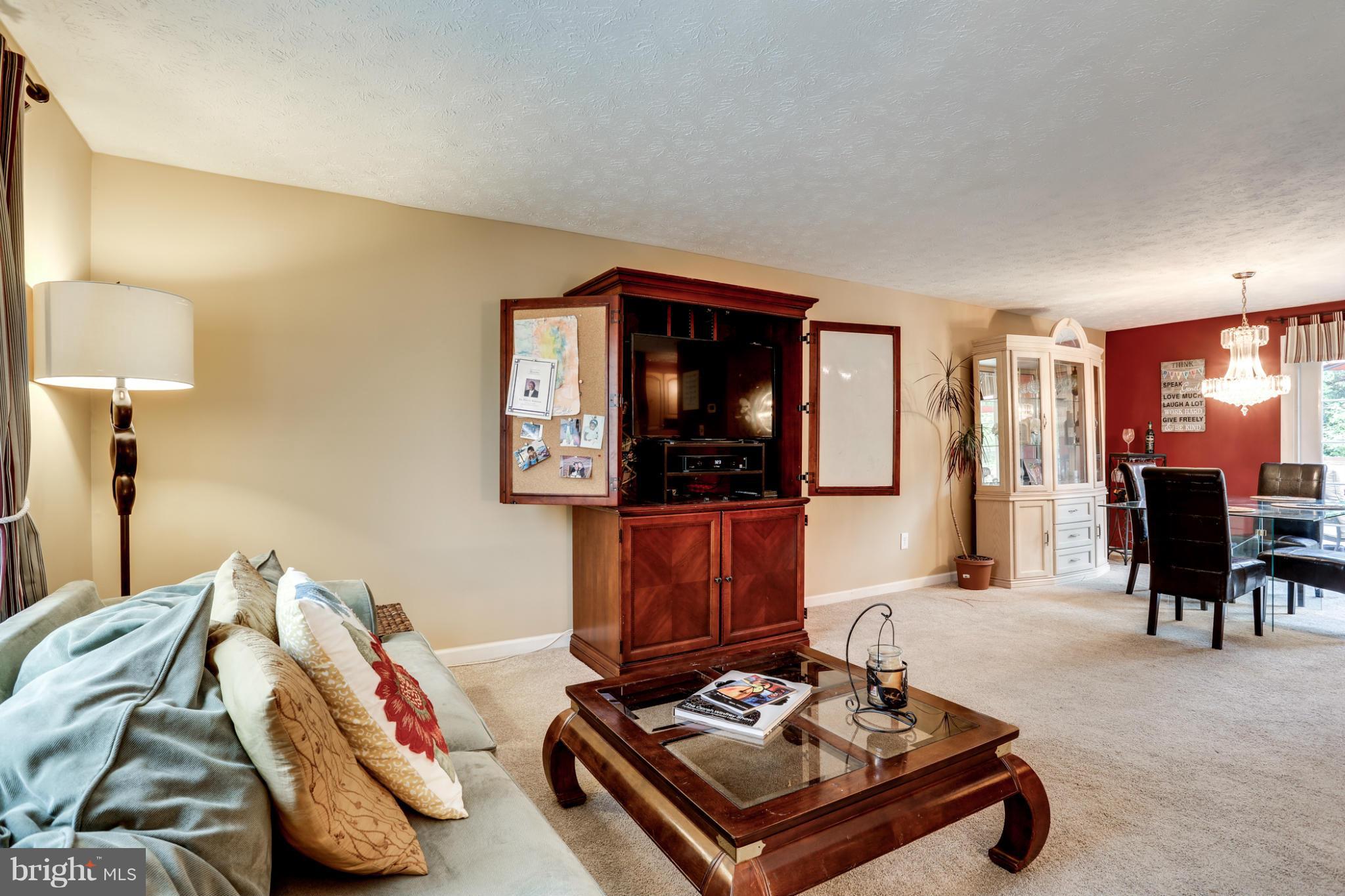 9340 Northgate Road Laurel, MD 20723 - Photo 8 of 30 Living Room