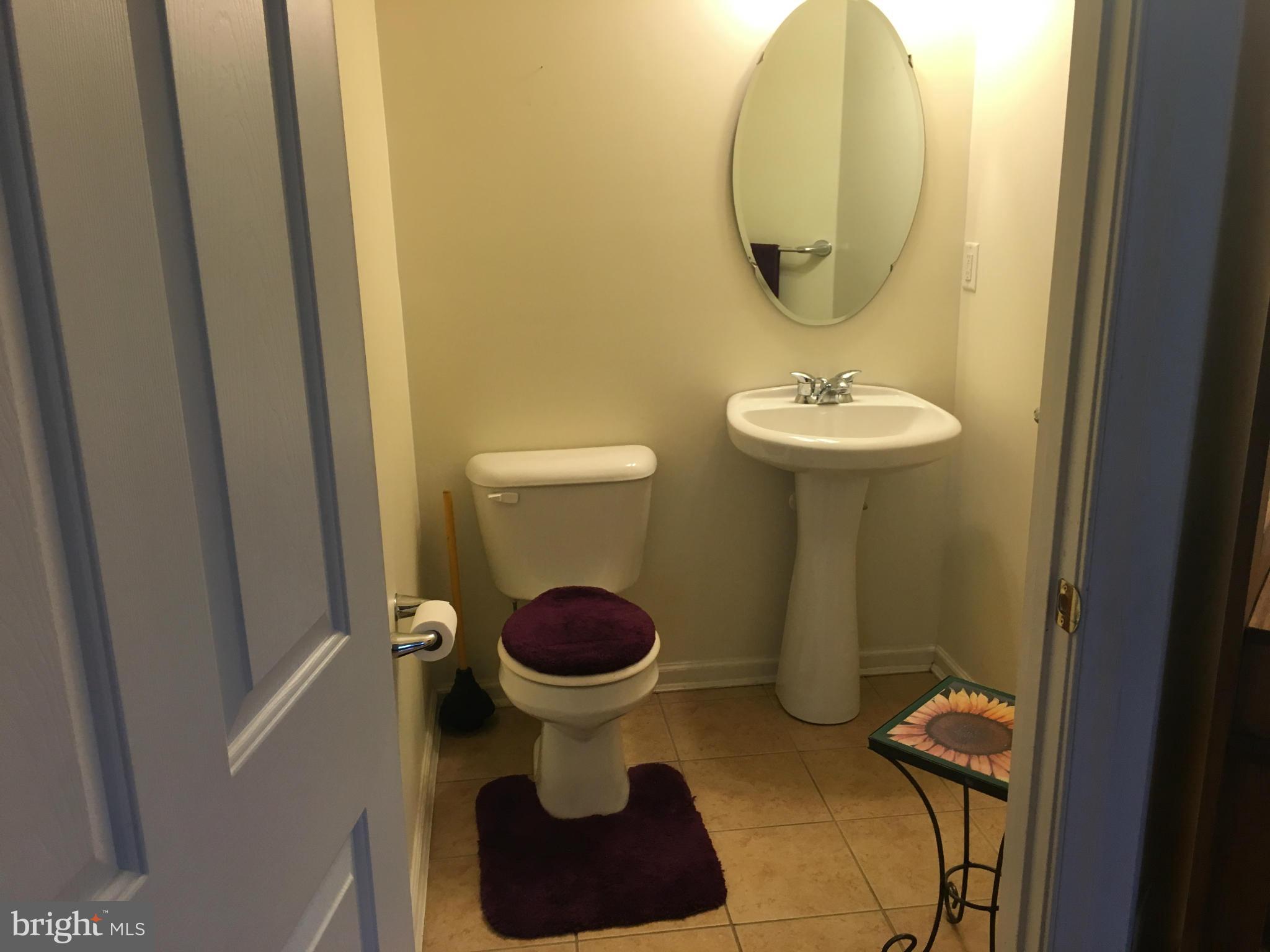 7635 Fairbrook Road Baltimore, MD 21244 - Photo 12 of 19 Bath