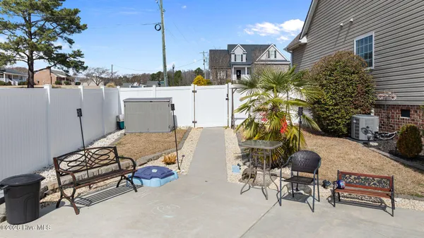 $399,900 | 850 Live Oak Lane, Nashville, NC 27856