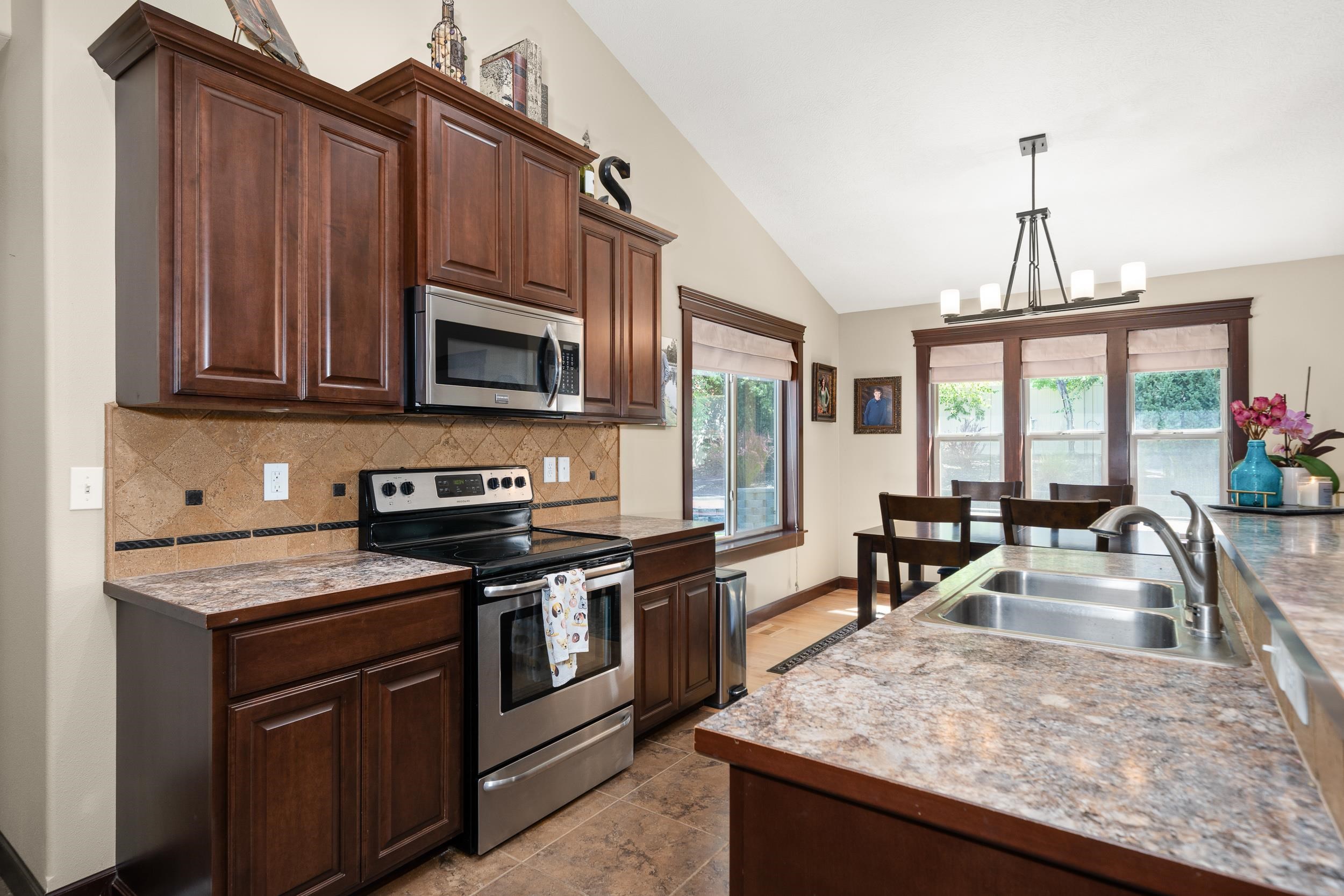 9208 North Seminole Street Spokane, WA 99208 - Photo 8 of 43