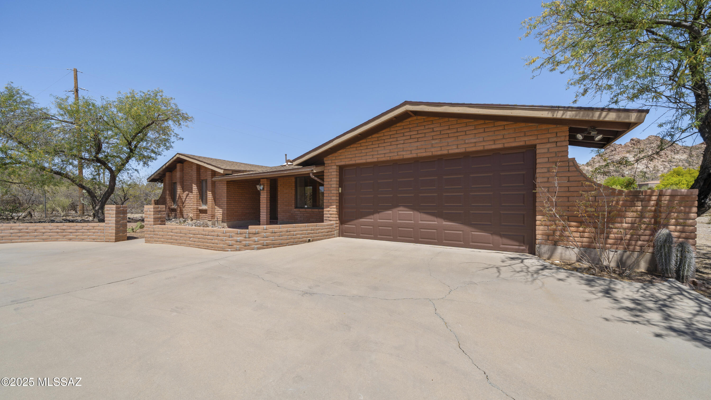 3850 West Mossman Road Tucson, AZ 85746 - Photo 8 of 49 Gallery Image 8