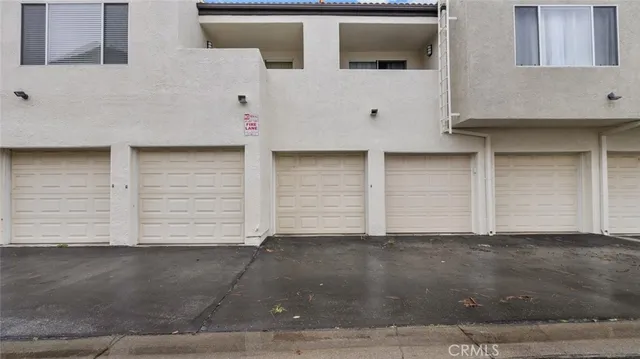 $2,850 | 24491 Valle Del Oro, Unit 201, Newhall, CA 91321