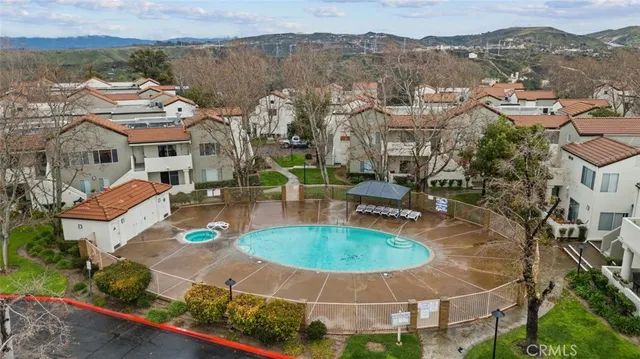 $2,850 | 24491 Valle Del Oro, Unit 201, Newhall, CA 91321