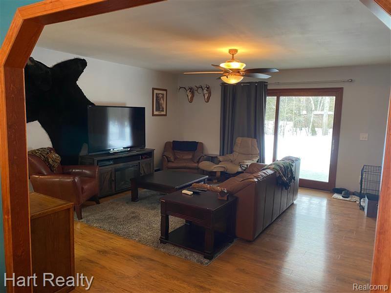 6600 Snover Road Port Sanilac, MI 48469 - Photo 10 of 26