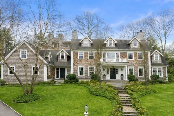 $4,595,000 | 8 Glen Brook Road, Wellesley, MA 02481