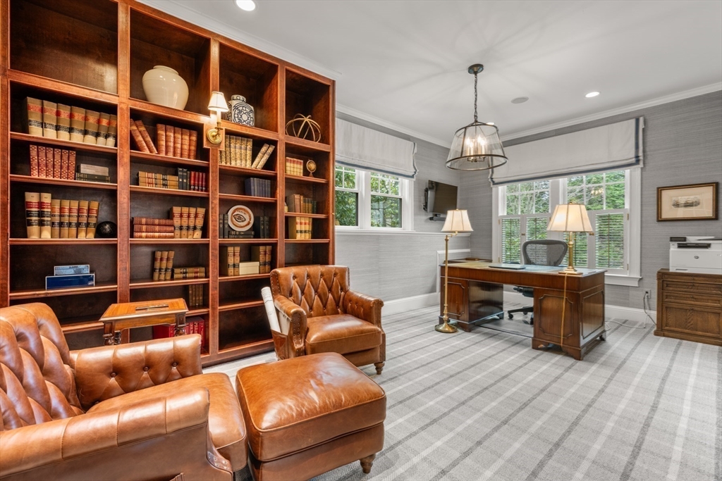 8 Glen Brook Road Wellesley, MA 02481 - Photo 13 of 32