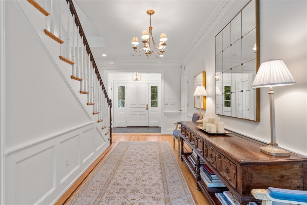 8 Glen Brook Road Wellesley, MA 02481 - Photo 15 of 32