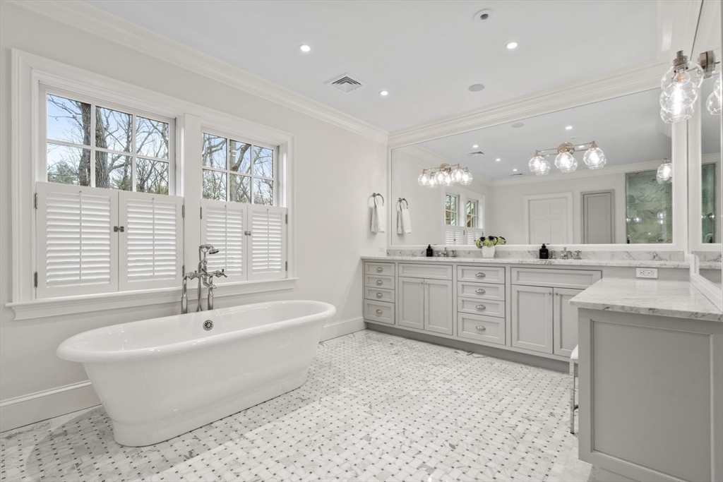 8 Glen Brook Road Wellesley, MA 02481 - Photo 18 of 32