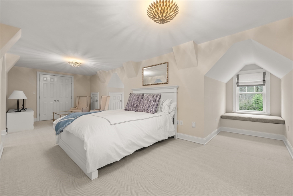 8 Glen Brook Road Wellesley, MA 02481 - Photo 22 of 32