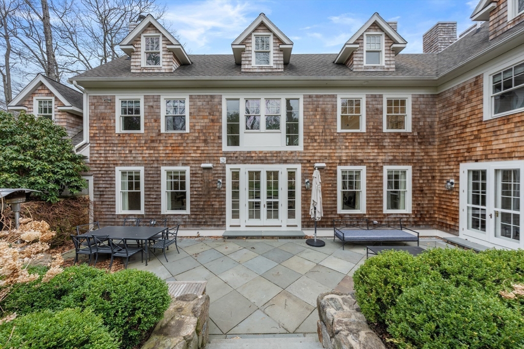 8 Glen Brook Road Wellesley, MA 02481 - Photo 30 of 32