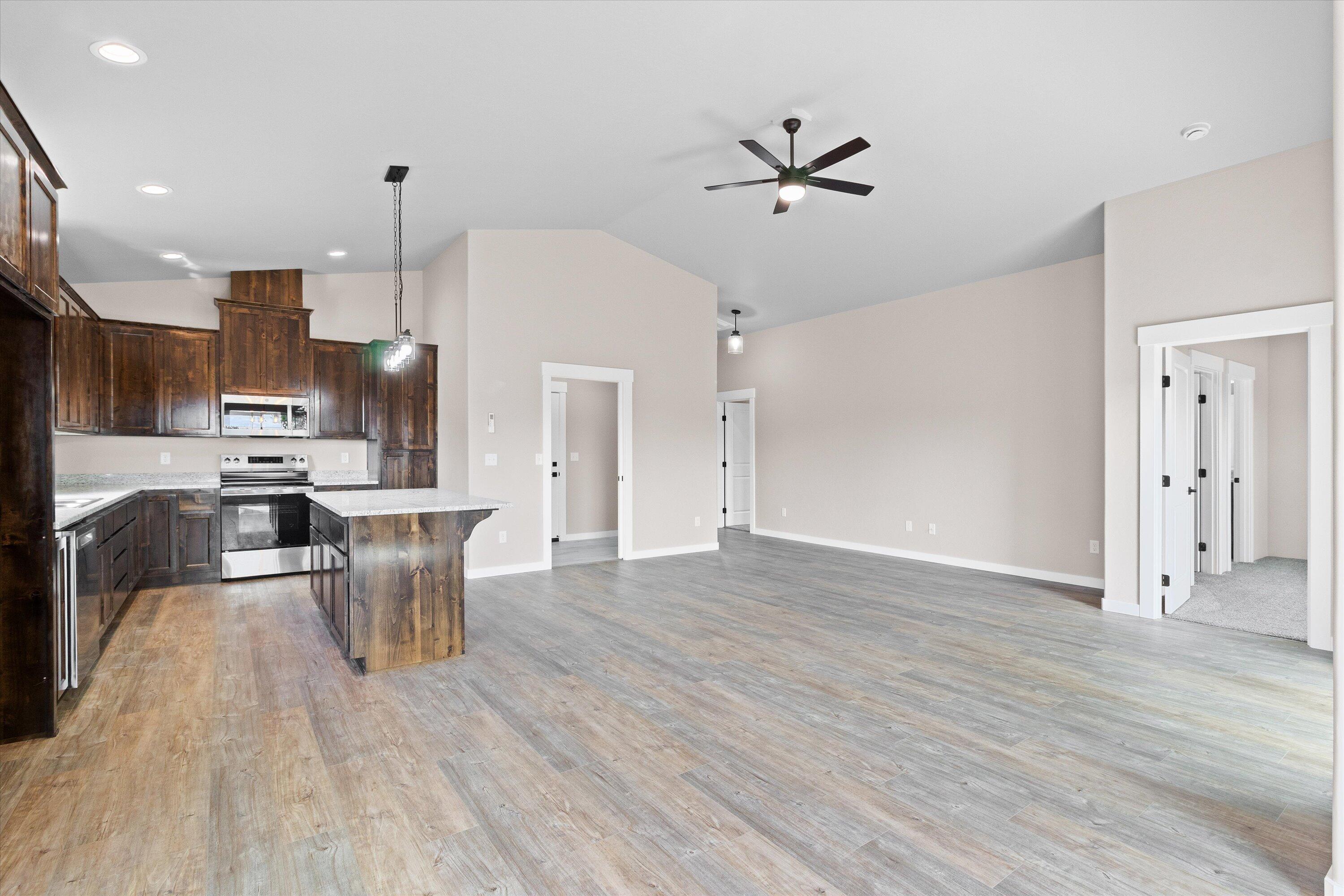 3790 Antelope Road White City, OR 97503 - Photo 8 of 27 08-3790 Antelope Rd-8